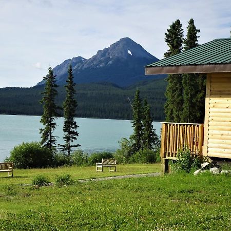 Southern Lakes Resort Tagish Ngoại thất bức ảnh